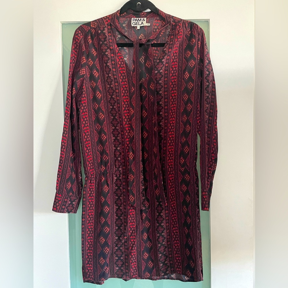 Pam & Gela Dress. Size Small.